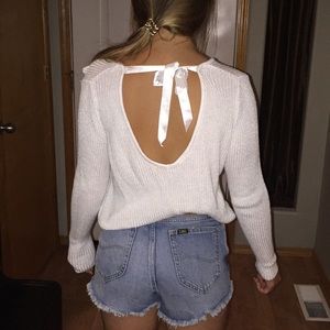 Backless white top